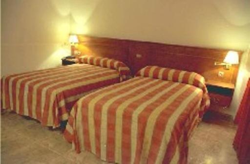 Gran Hostal El Chiscon Colmenar Viejo Exterior photo